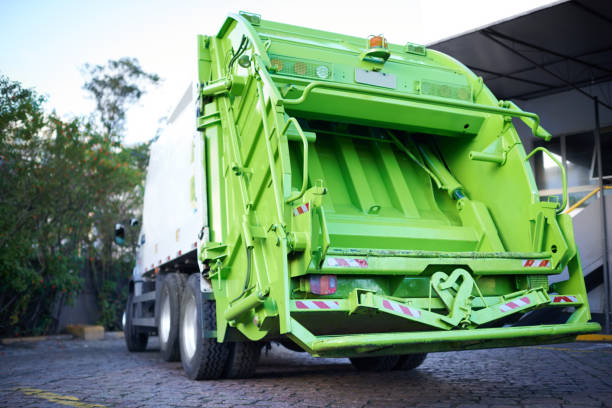 Best Professional Junk Removal  in Schoolcraft, MI